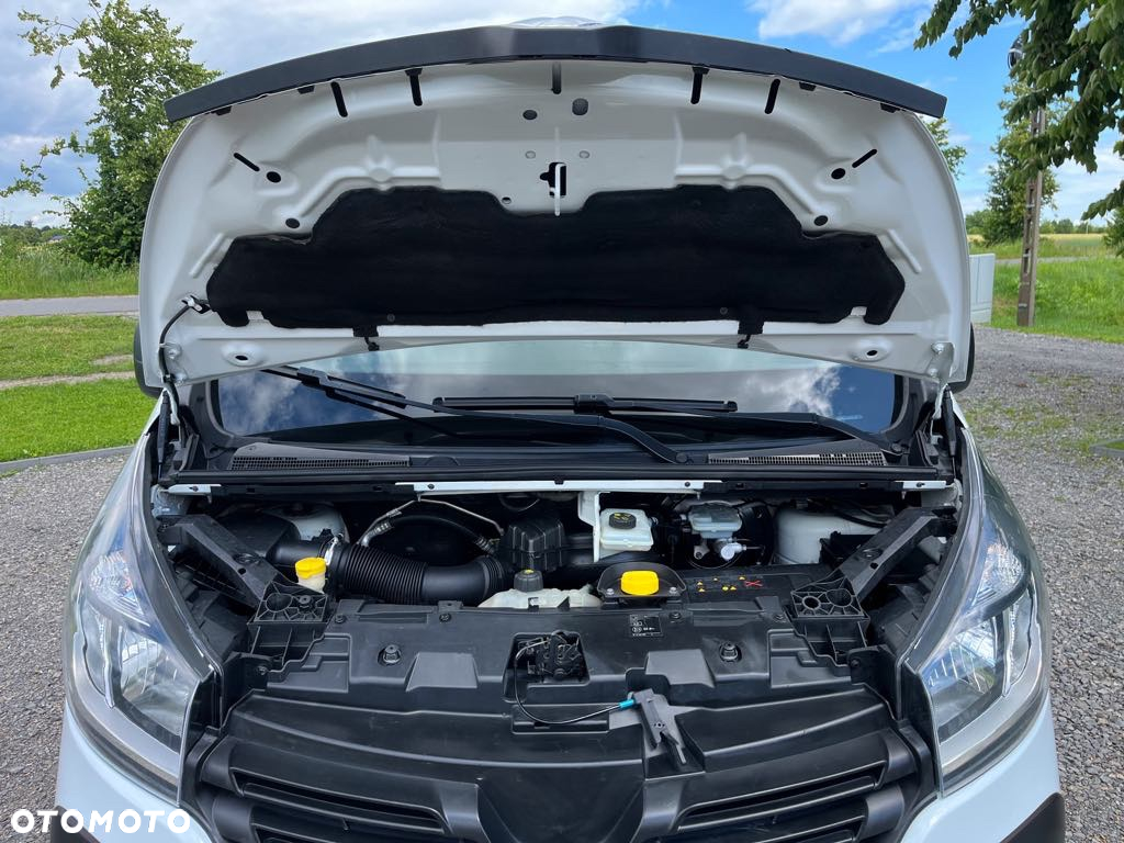 Renault Trafic - 16