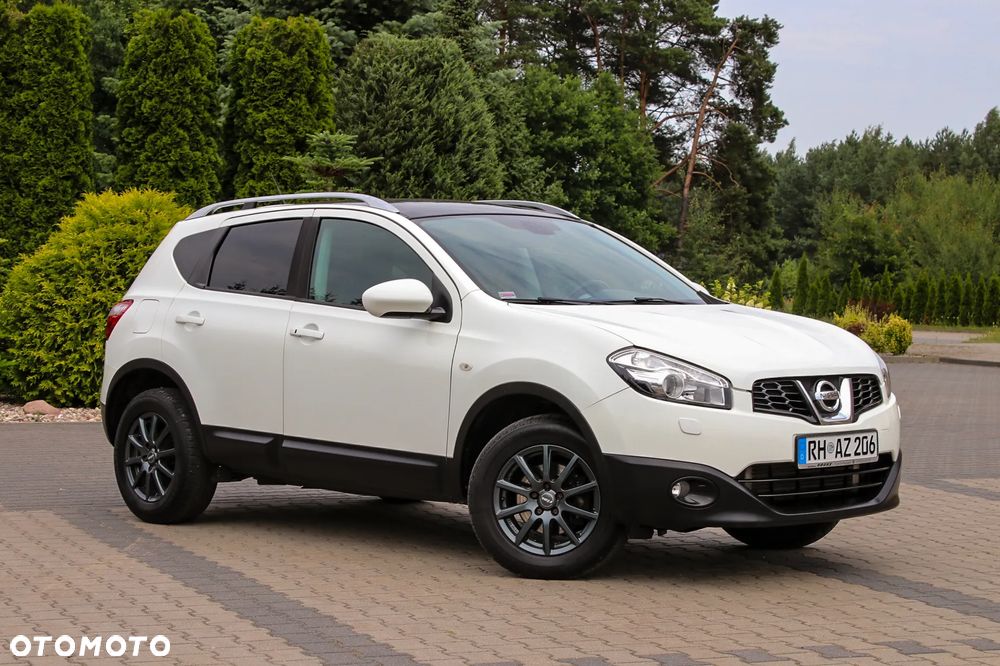 Nissan Qashqai 2.0 dCi DPF tekna - 11
