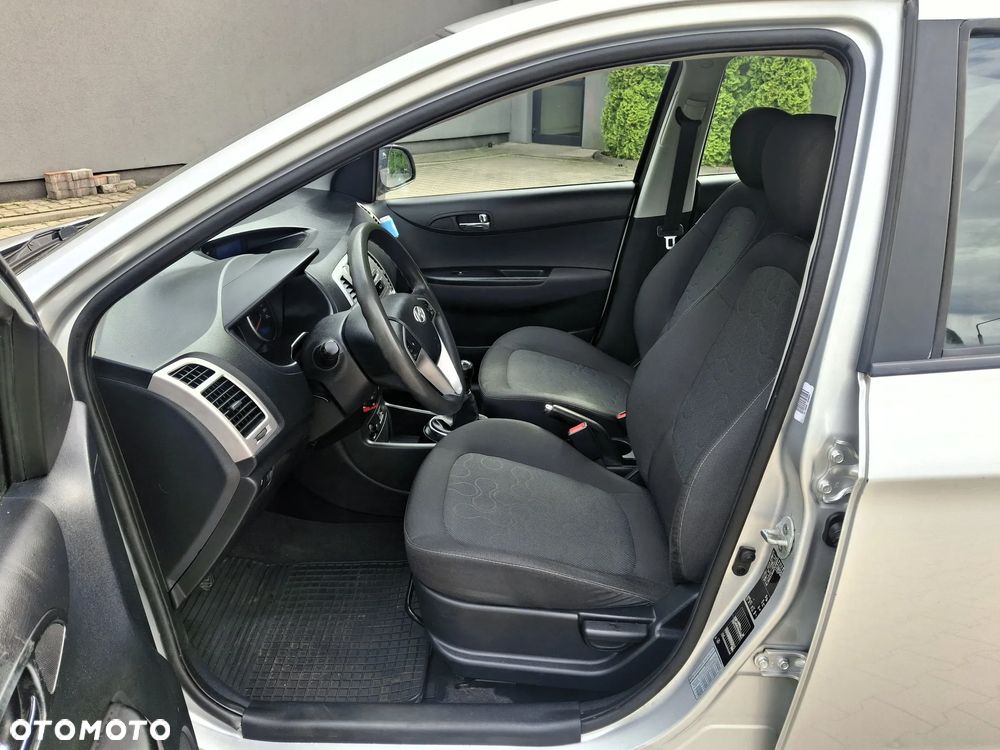 Hyundai i20 1.2 Edition Plus - 10