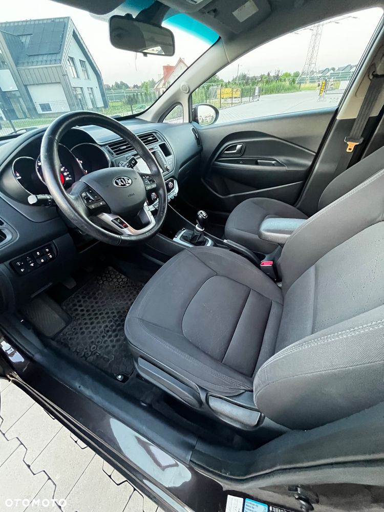 Kia Rio 1.4 Spirit - 11