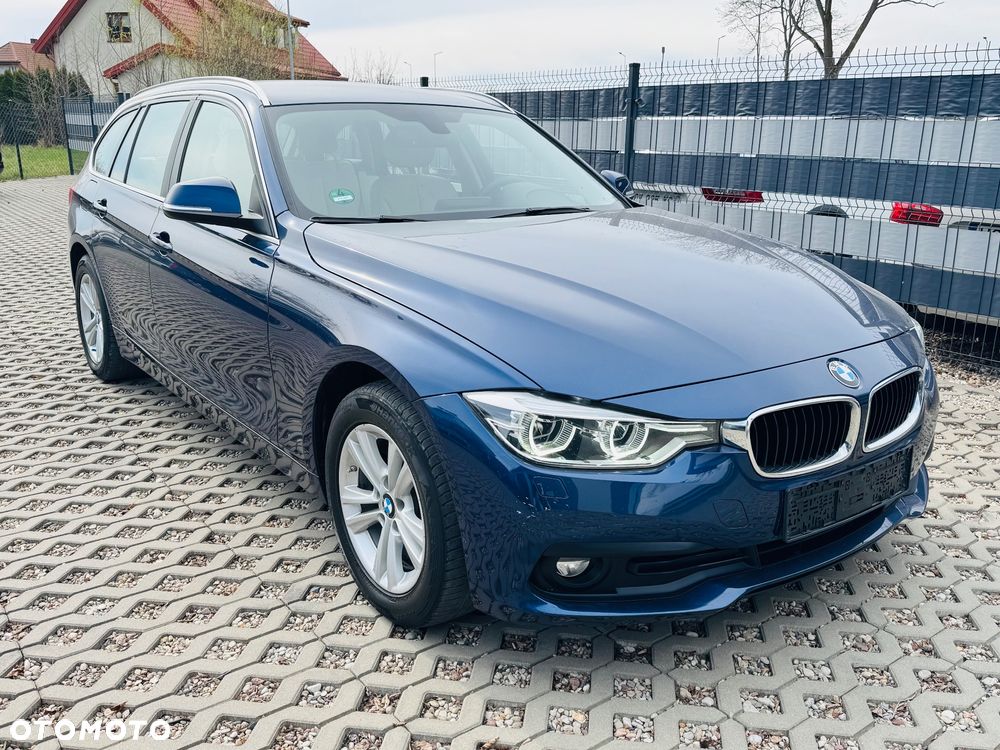 BMW Seria 3 318d Sport Line - 3