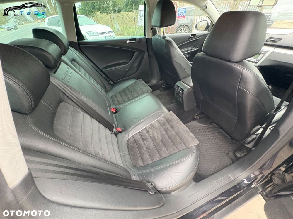 Volkswagen Passat Variant 2.0 TDI DPF 4Mot Comfortline - 32