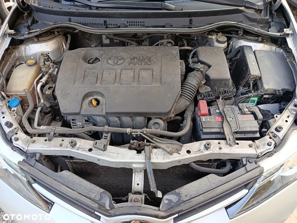 Toyota Auris 1.6 Active - 10