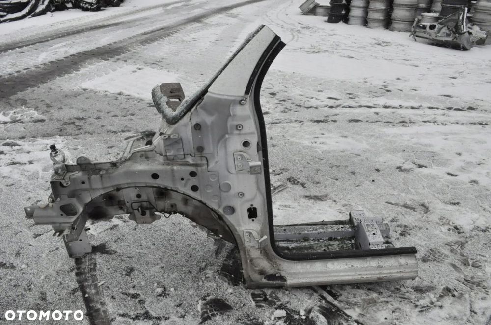 MERCEDES CITAN W415 ĆWIARTKA PODŁUŻNICA LEWA PRZÓD - 1