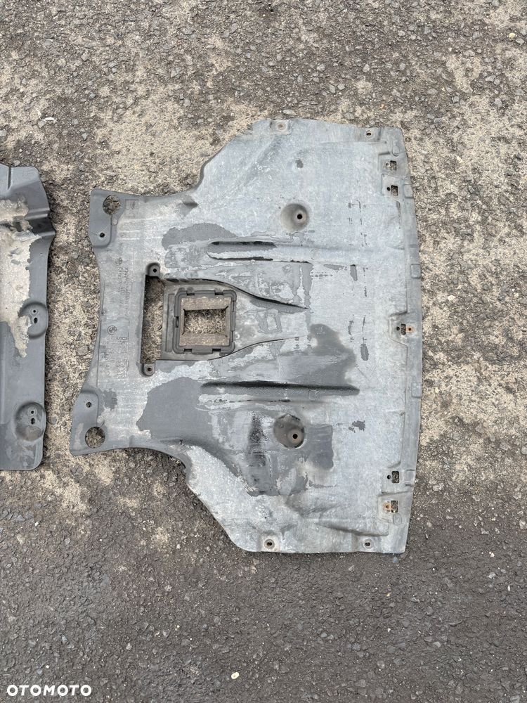 OSŁONA osłony pod auto silnik skrzynie BMW x3 e83 3 części ! Komplet - 2