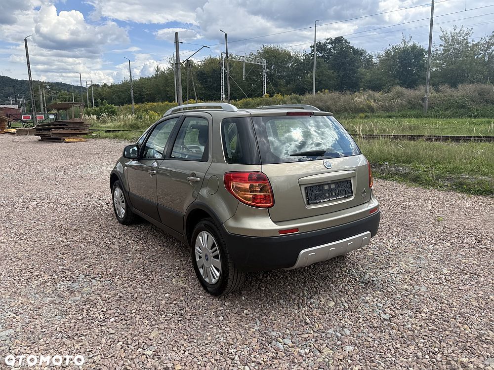 Fiat Sedici 1.6 16V 4x4 Luxury - 3