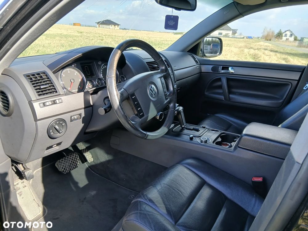 Volkswagen Touareg - 5