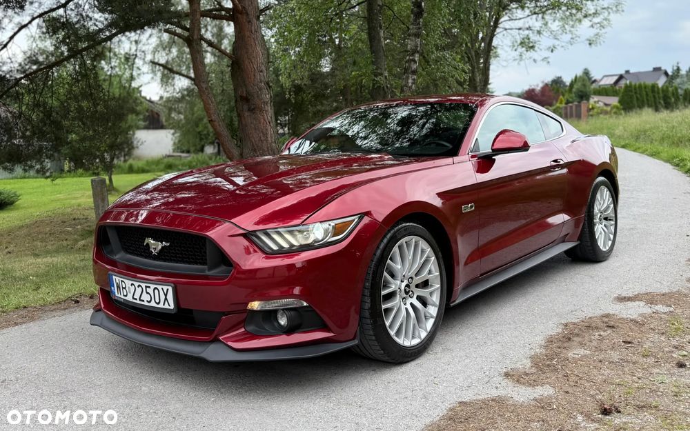 Ford Mustang - 2