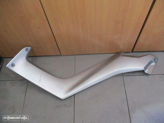 Grelha Friso 2DPF173100 YAMAHA NMAX 2018 125CC     CINZENTA ESQ PAINL INTERNO - 1