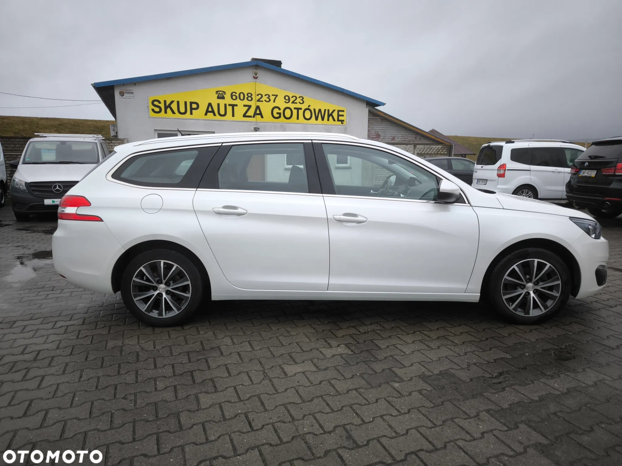 Peugeot 308 1.2 PureTech Allure S&S - 5