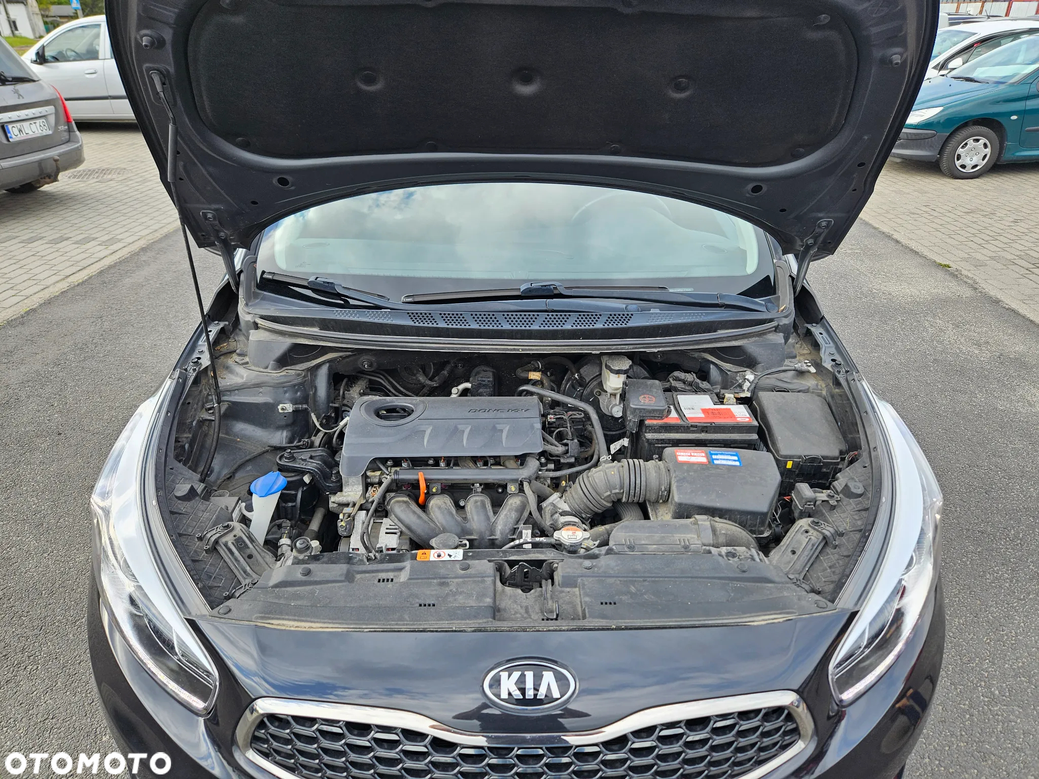 Kia Ceed 1.4 CVVT Dream-Team Edition - 17