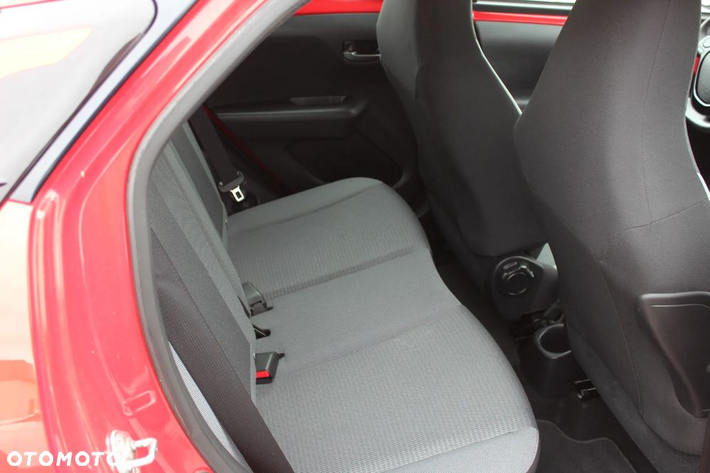 Toyota Aygo 1.0 VVT-i Color Edition - 13