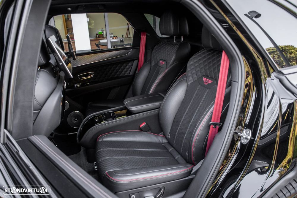 Bentley Bentayga Hybrid - 39