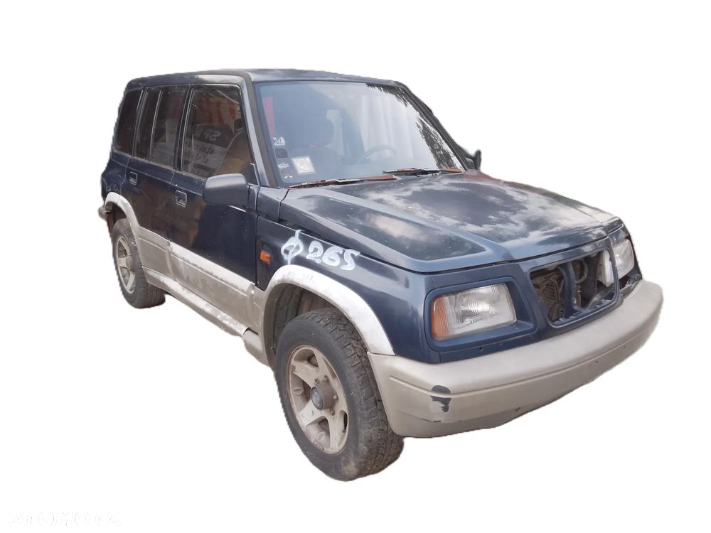 Suzuki Vitara - 1