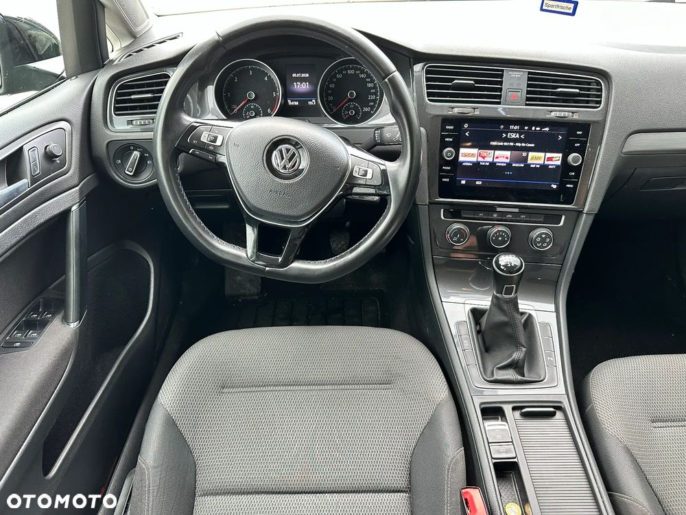 Volkswagen Golf 1.6 TDI BMT Comfortline - 11