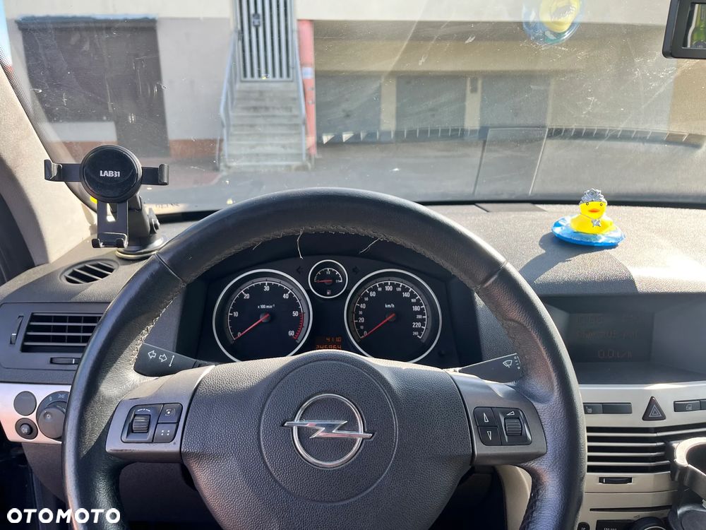 Opel Astra - 11