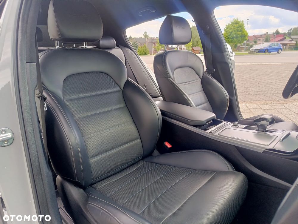 Kia Stinger 2.0 T-GDI GT Line - 16