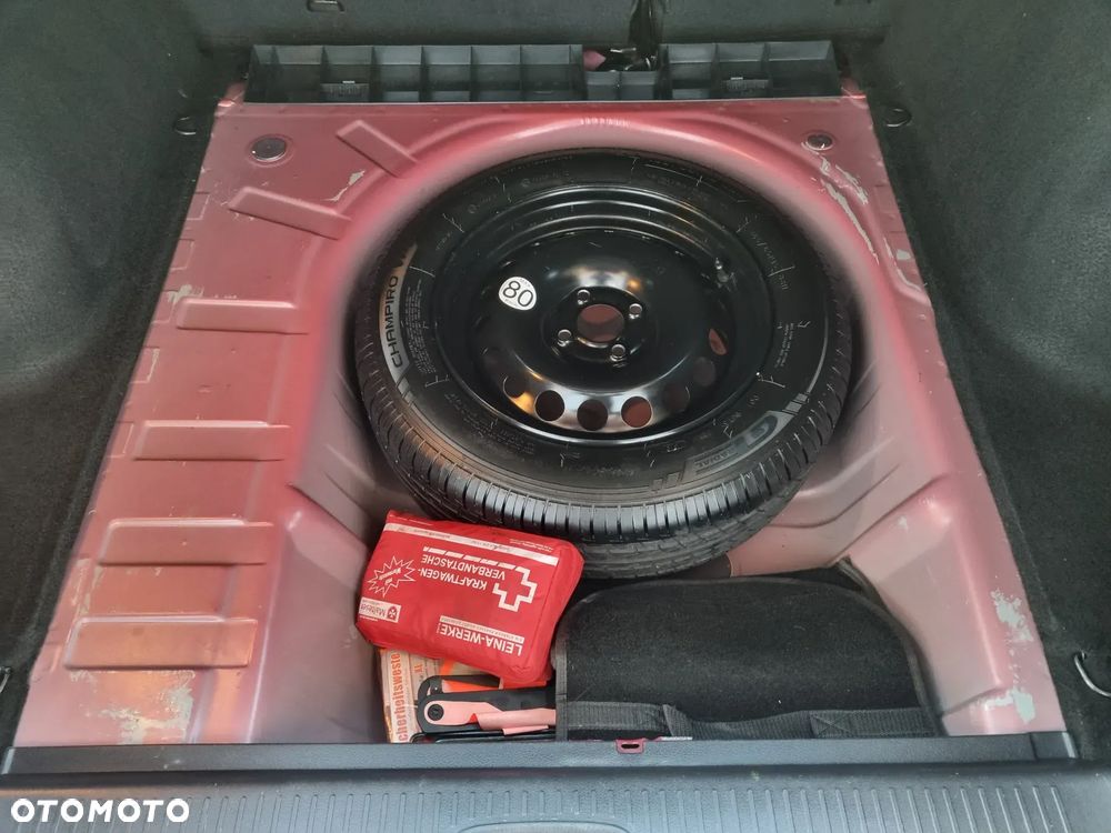 Dacia Logan SCe 75 Essential - 30