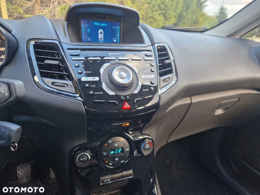 Ford Fiesta 1.6 TDCi Titanium - 17