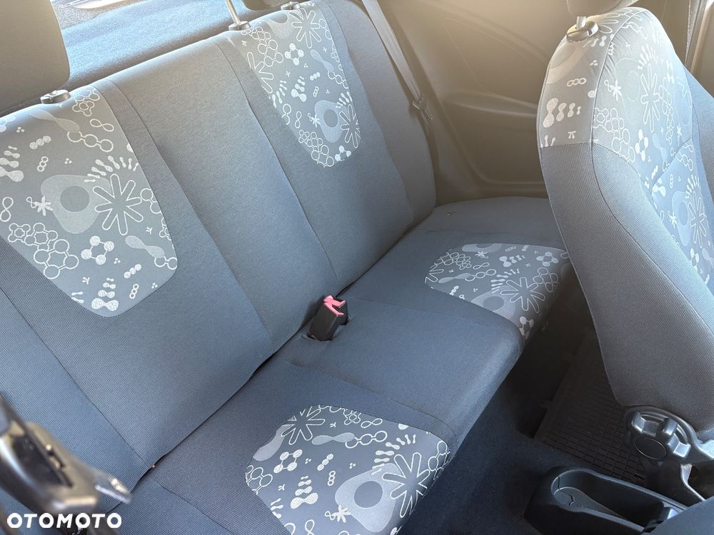 Ford KA 1.2 Ambiente - 16