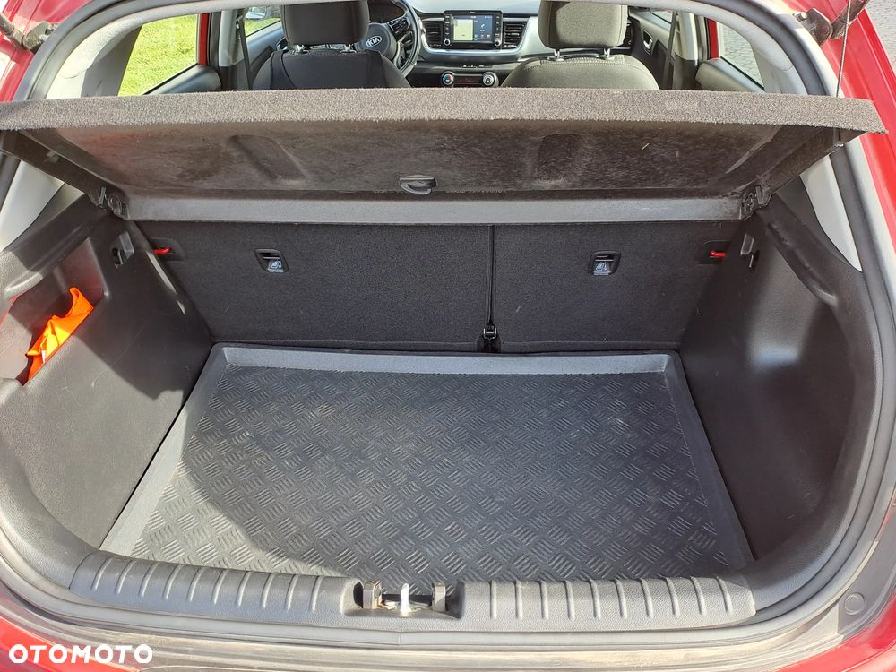 Kia Stonic 1.4 L - 11