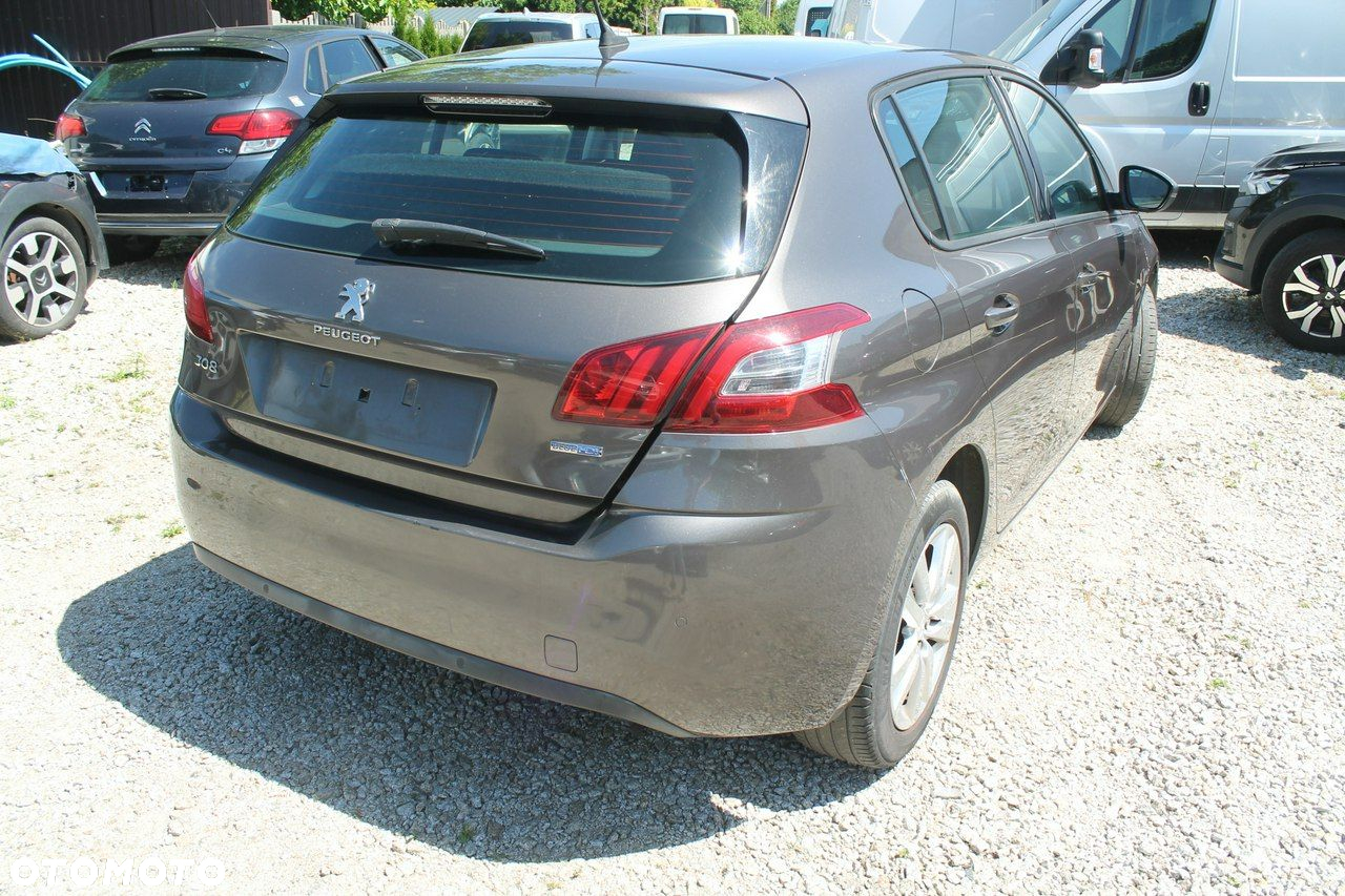 Peugeot 308 - 5