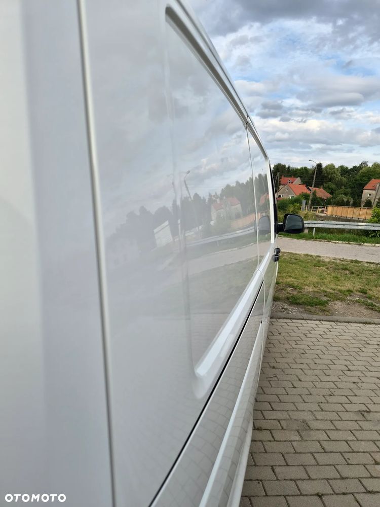 Volkswagen Transporter T6 2.0TDI 102KM Klimatyzacja T6.1 - 13