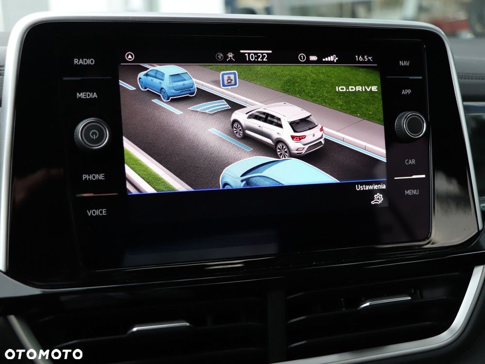 Volkswagen T-Roc - 18