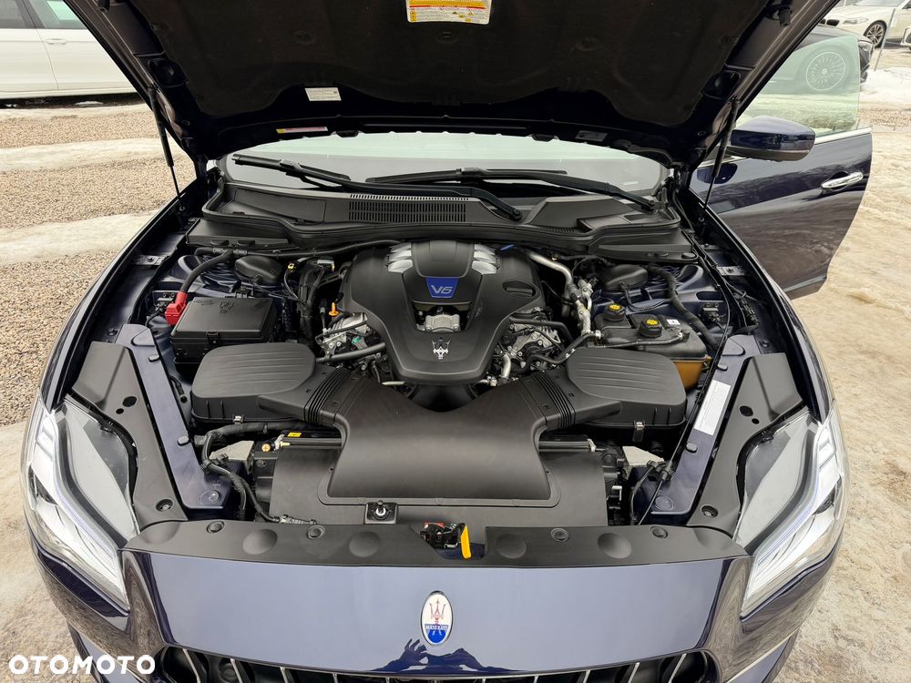 Maserati Quattroporte Q4 GranLusso S - 9