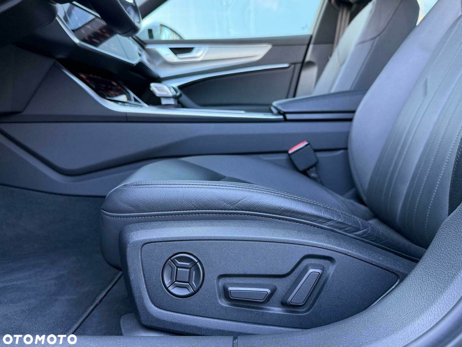 Audi A6 - 24