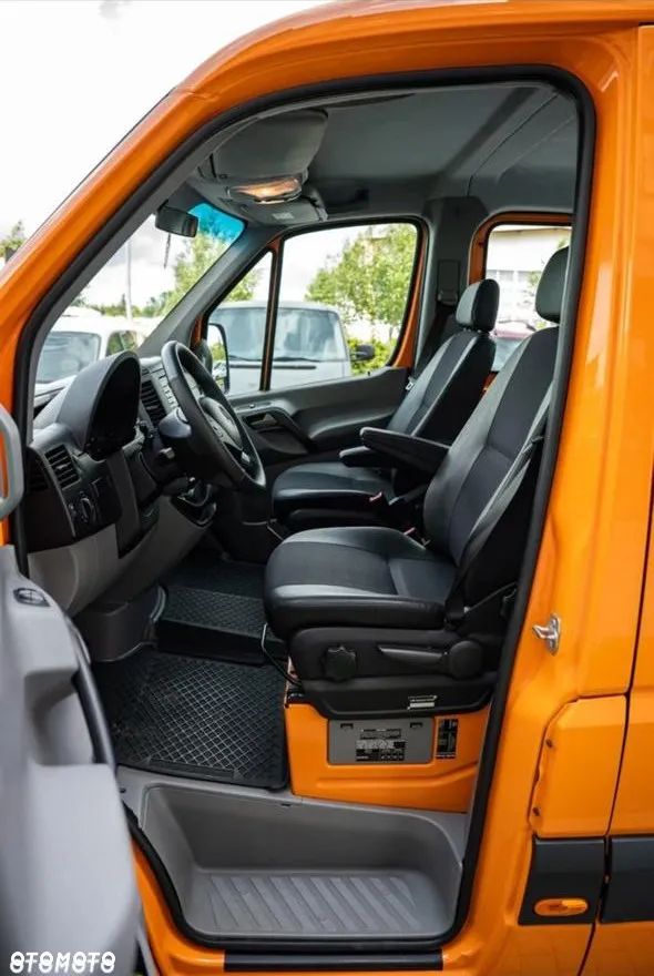 Mercedes-Benz Sprinter - 5