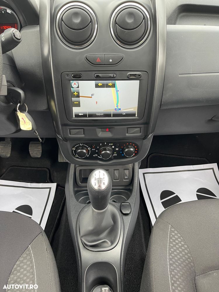 Dacia Duster SCe 115 4x2 Laureate - 11