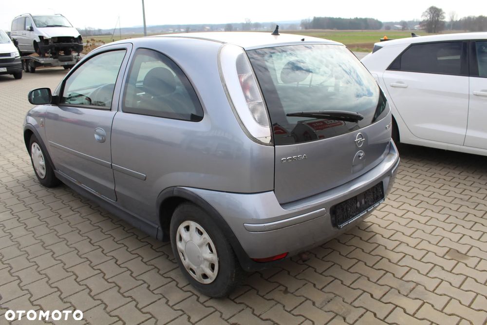 Opel Corsa 1.2 16V - 7