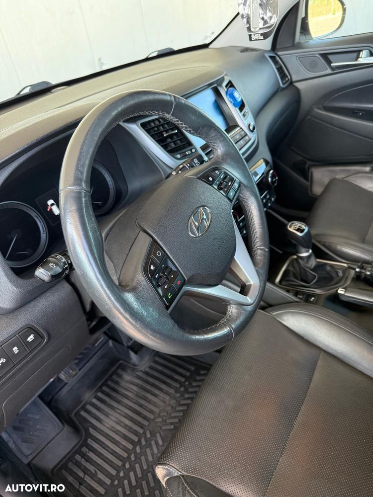 Hyundai Tucson 2.0 CRDI 4WD Passion Plus - 5