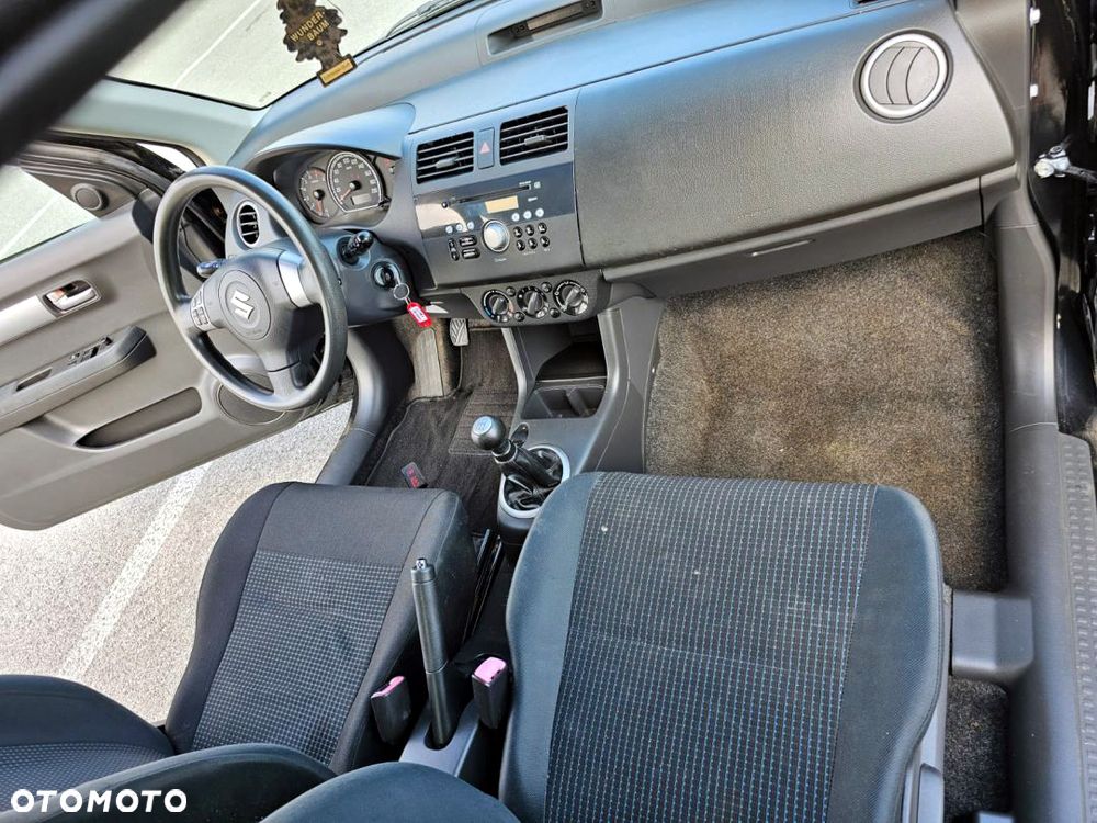 Suzuki Swift 1.3 Comfort - 21