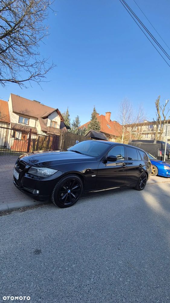BMW Seria 3 320d DPF Efficient Dynamics Edition - 13