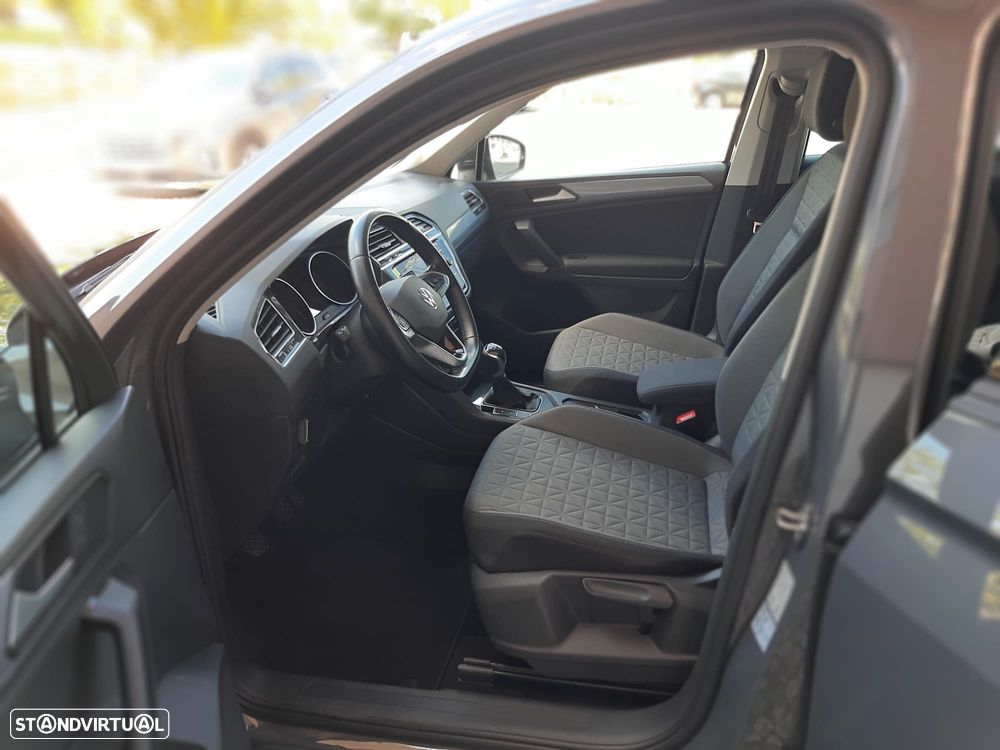 VW Tiguan 1.5 TSI Confortline - 21