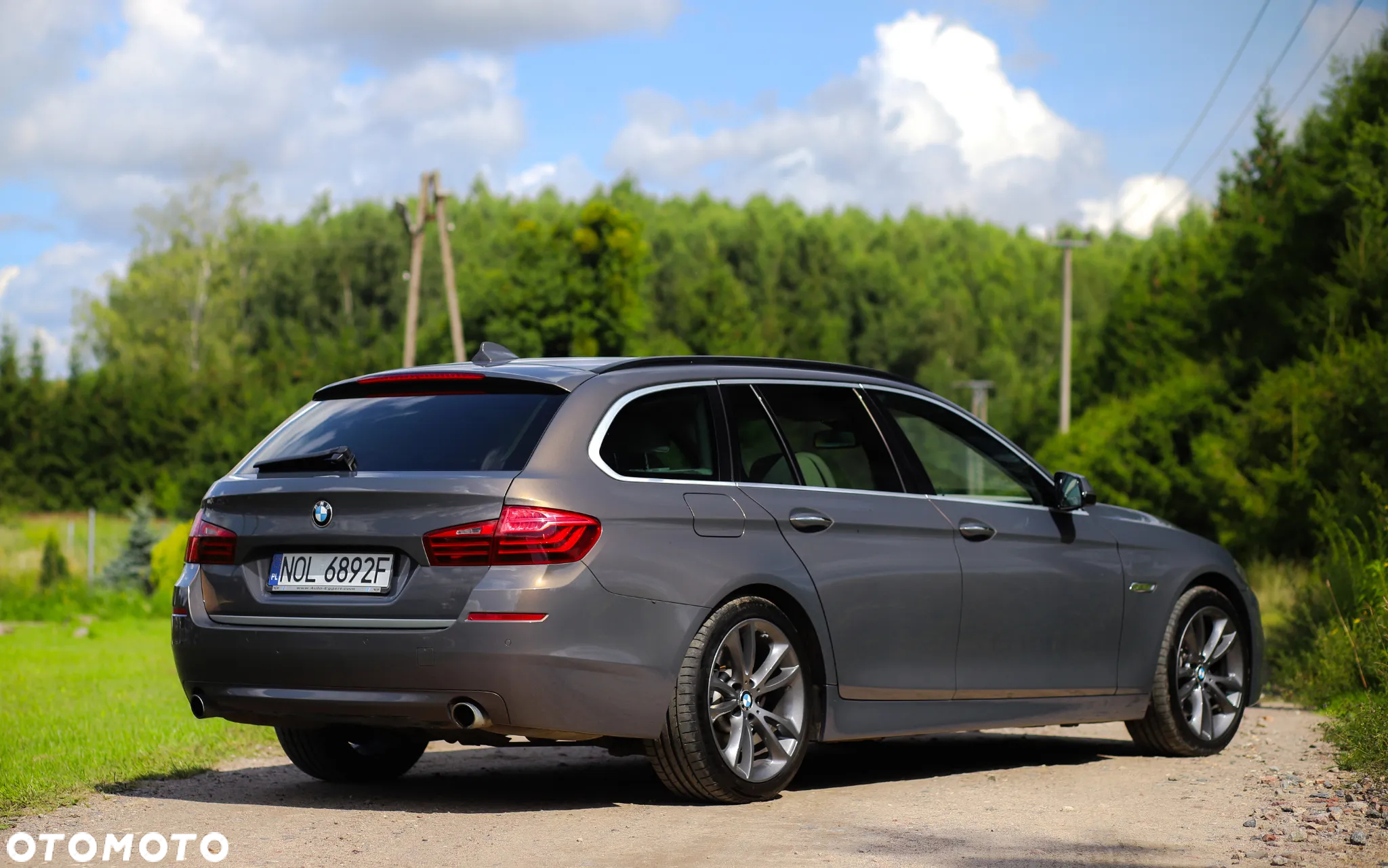BMW Seria 5 535i xDrive Touring - 4