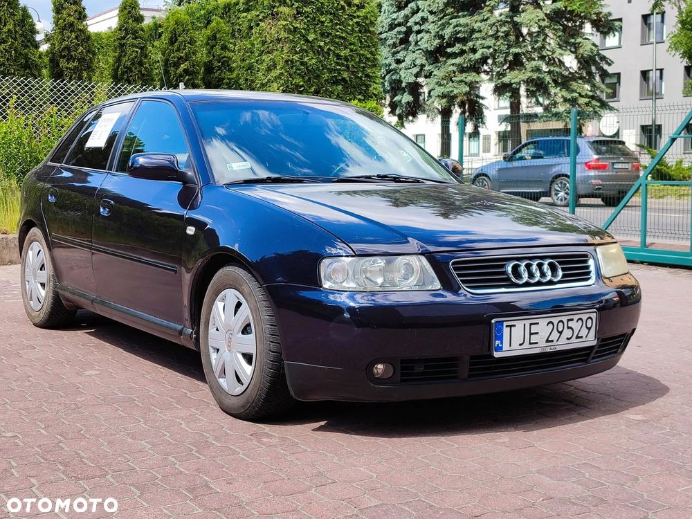 Audi A3 Sportback - 2
