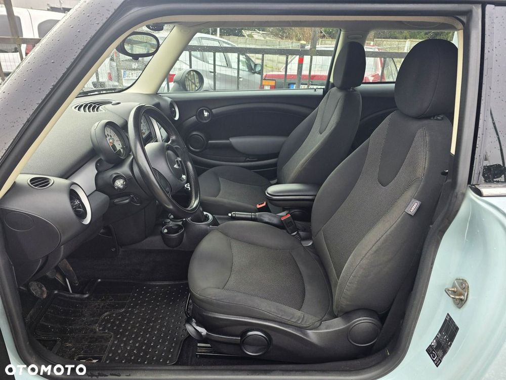 MINI Cooper - 8