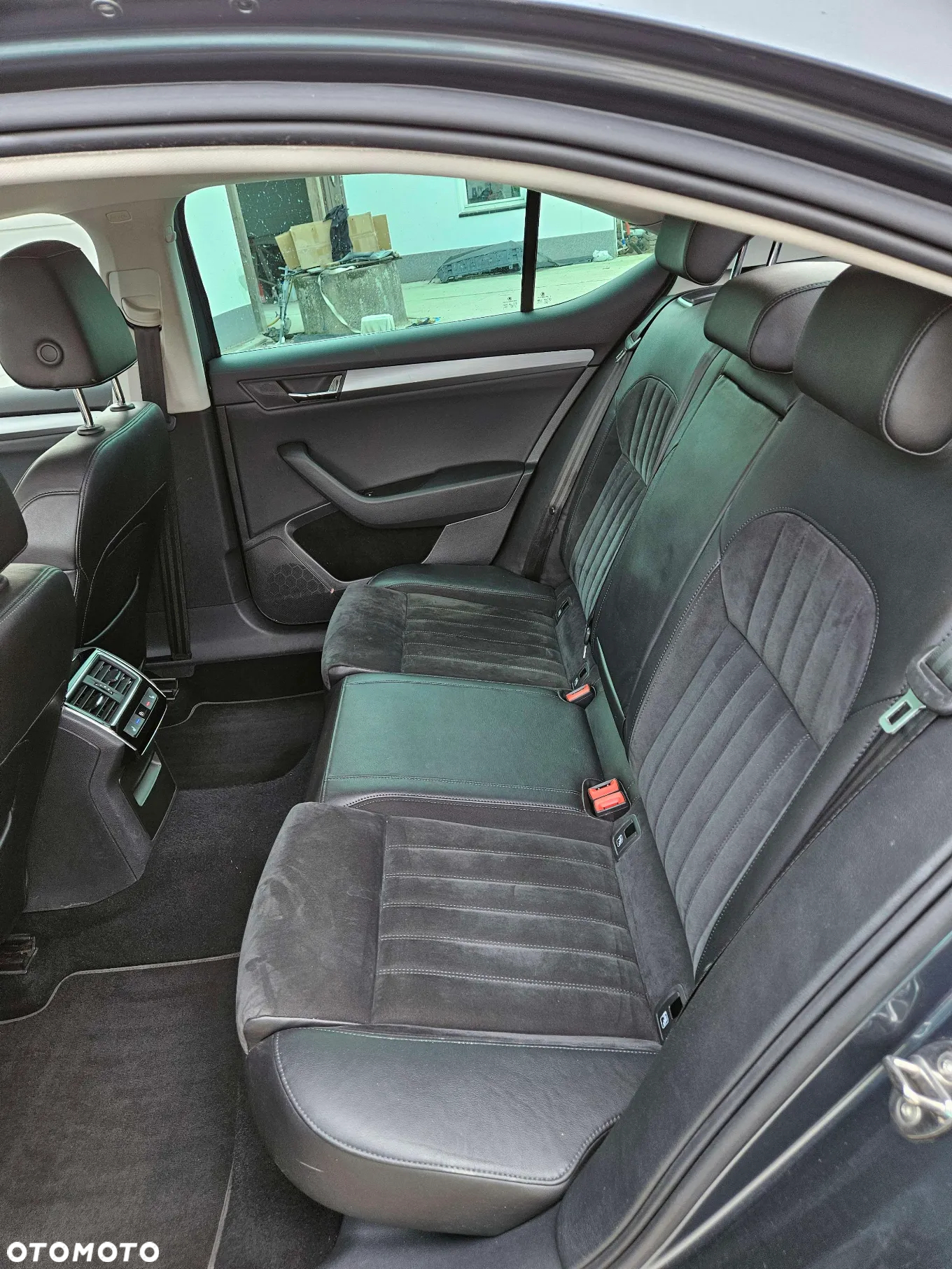 Skoda Superb 2.0 TDI 4x4 Style - 16
