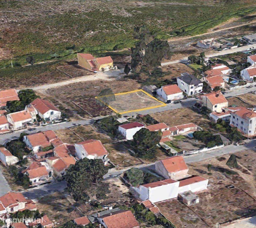 Terreno em Fernão Ferro inserido em lote de 680m2 = 2 lotes - Grande imagem: 3/14