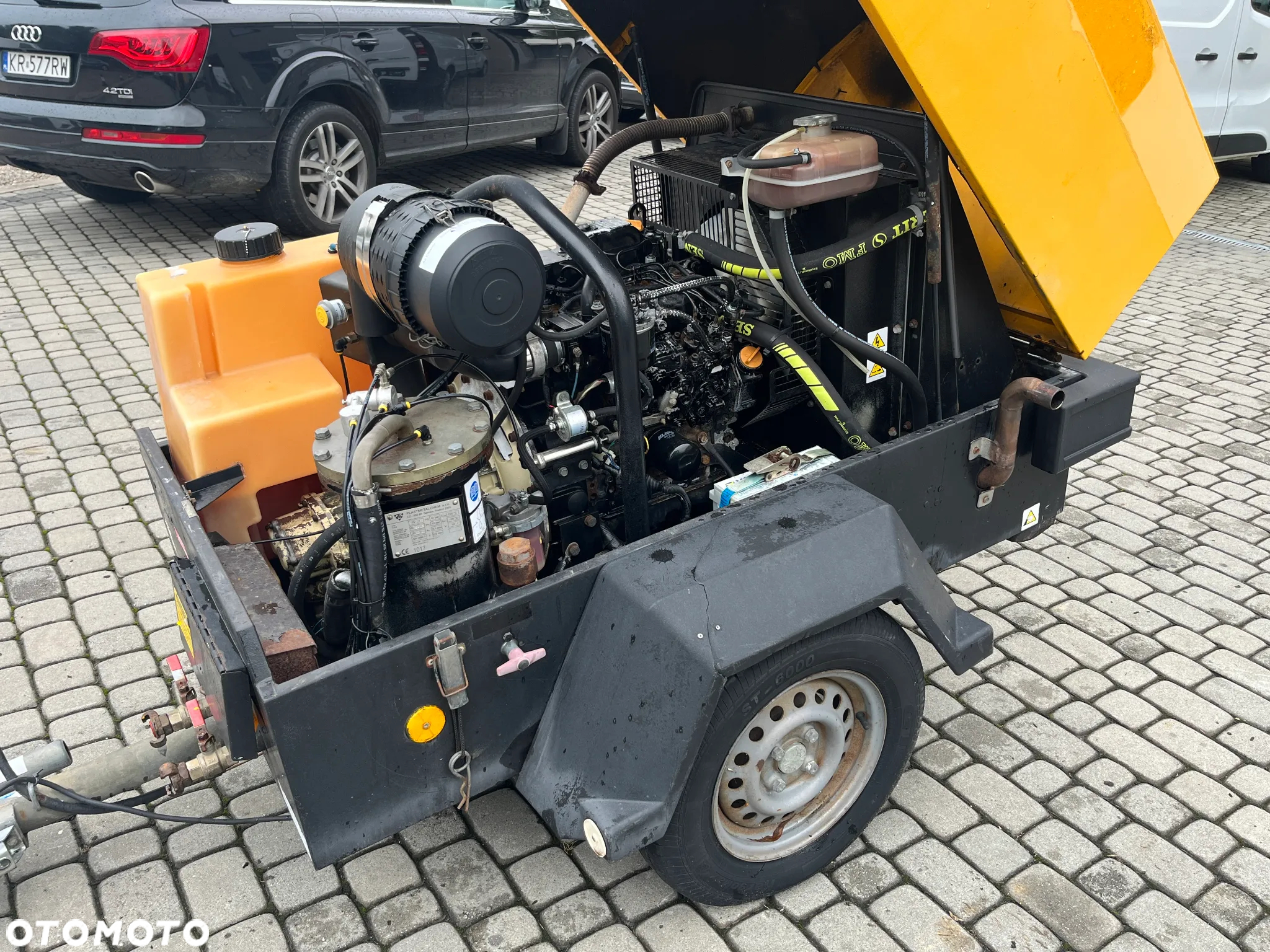 kompresor sprężarka śrubowa DOOSAN R10745 14000netto - 10
