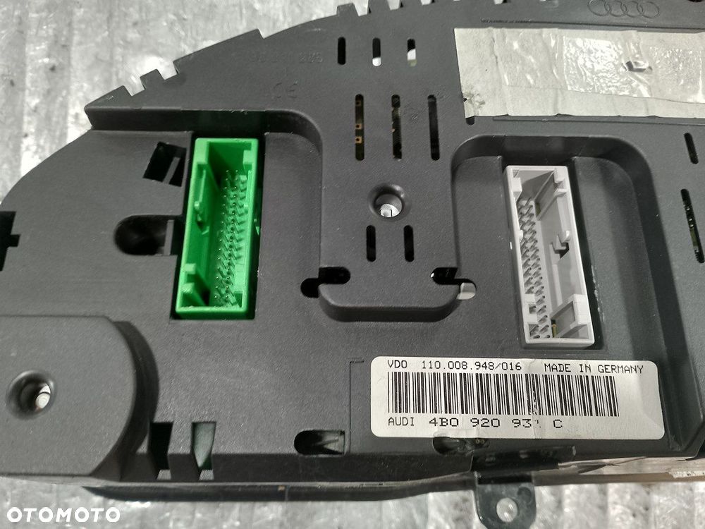 LICZNIK AUDI A6 C5 4B0920931C 110.008.948/016 2.4 - 4