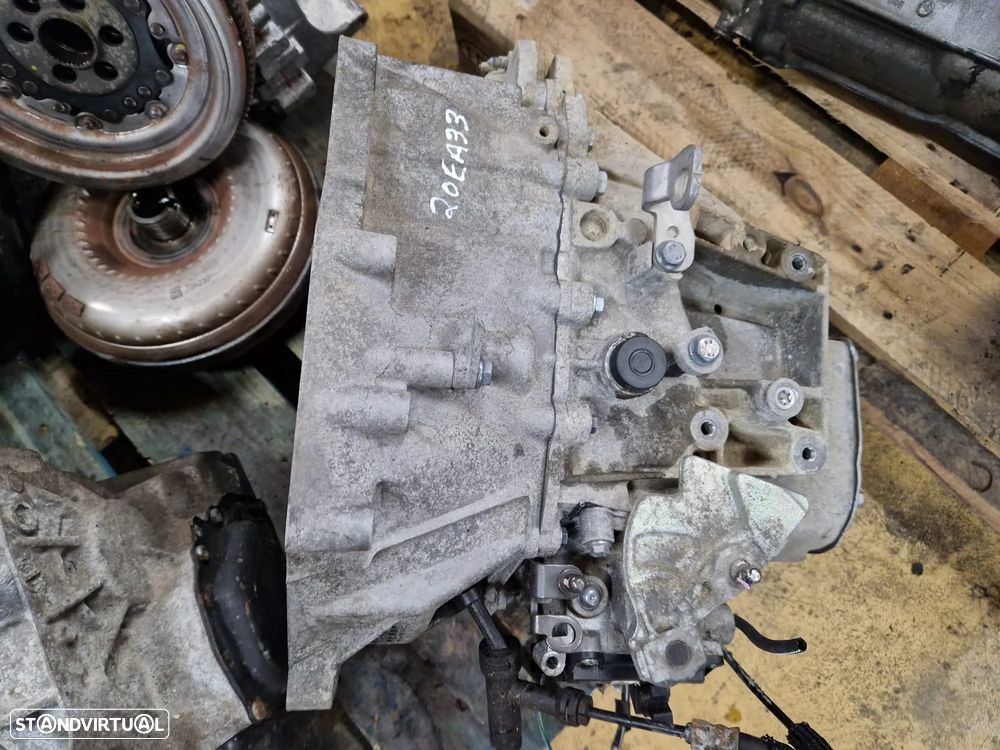 Caixa de 6 velocidades manual 20EA33 PEUGEOT 3008 1.6 HDI 5008 - 1
