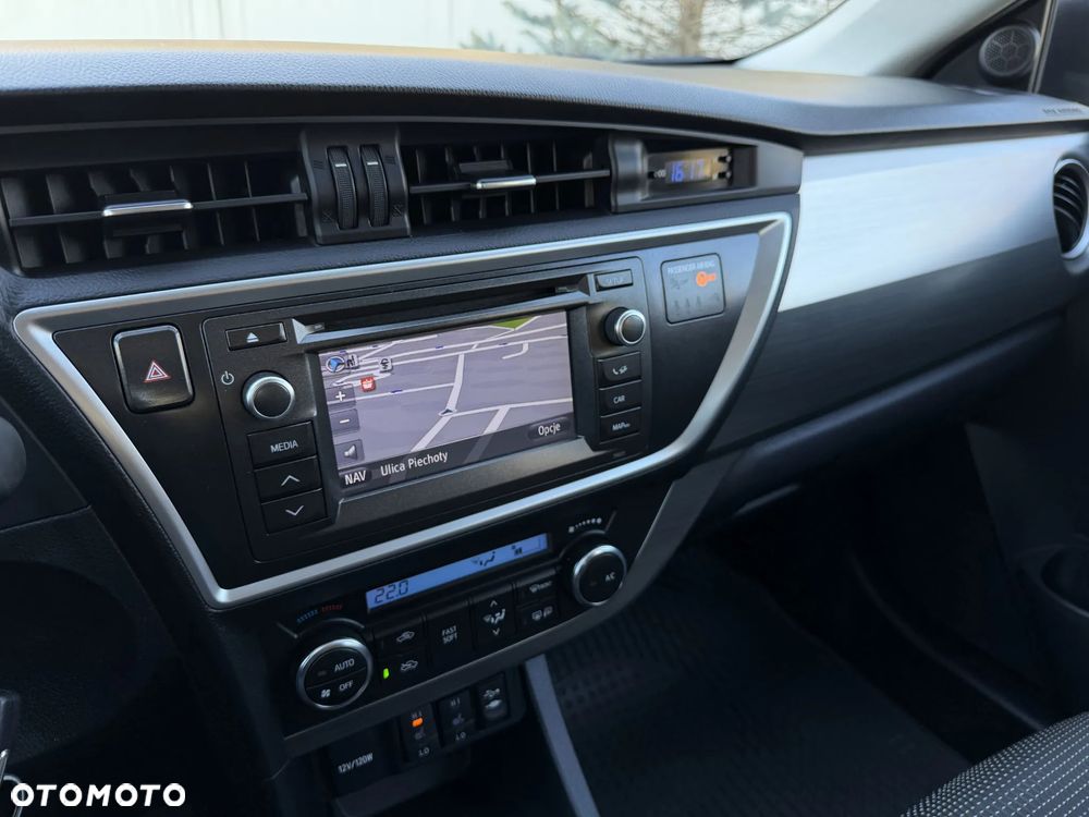 Toyota Auris - 23