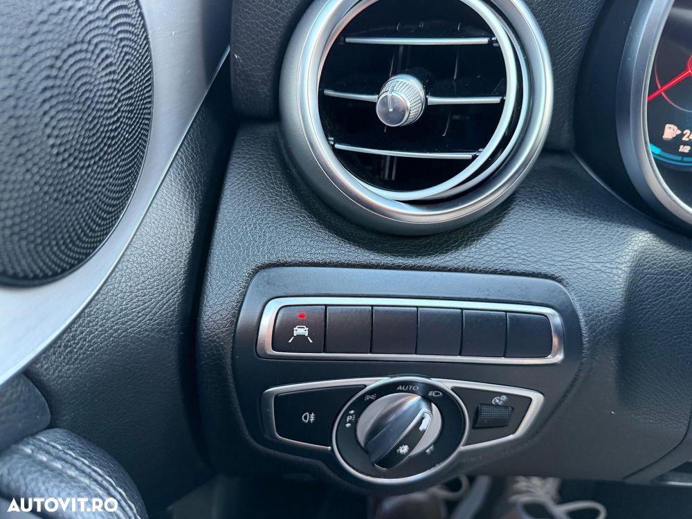 Mercedes-Benz C - 16