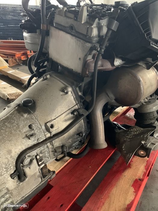 Motor Mercedes c220 143cv - 1