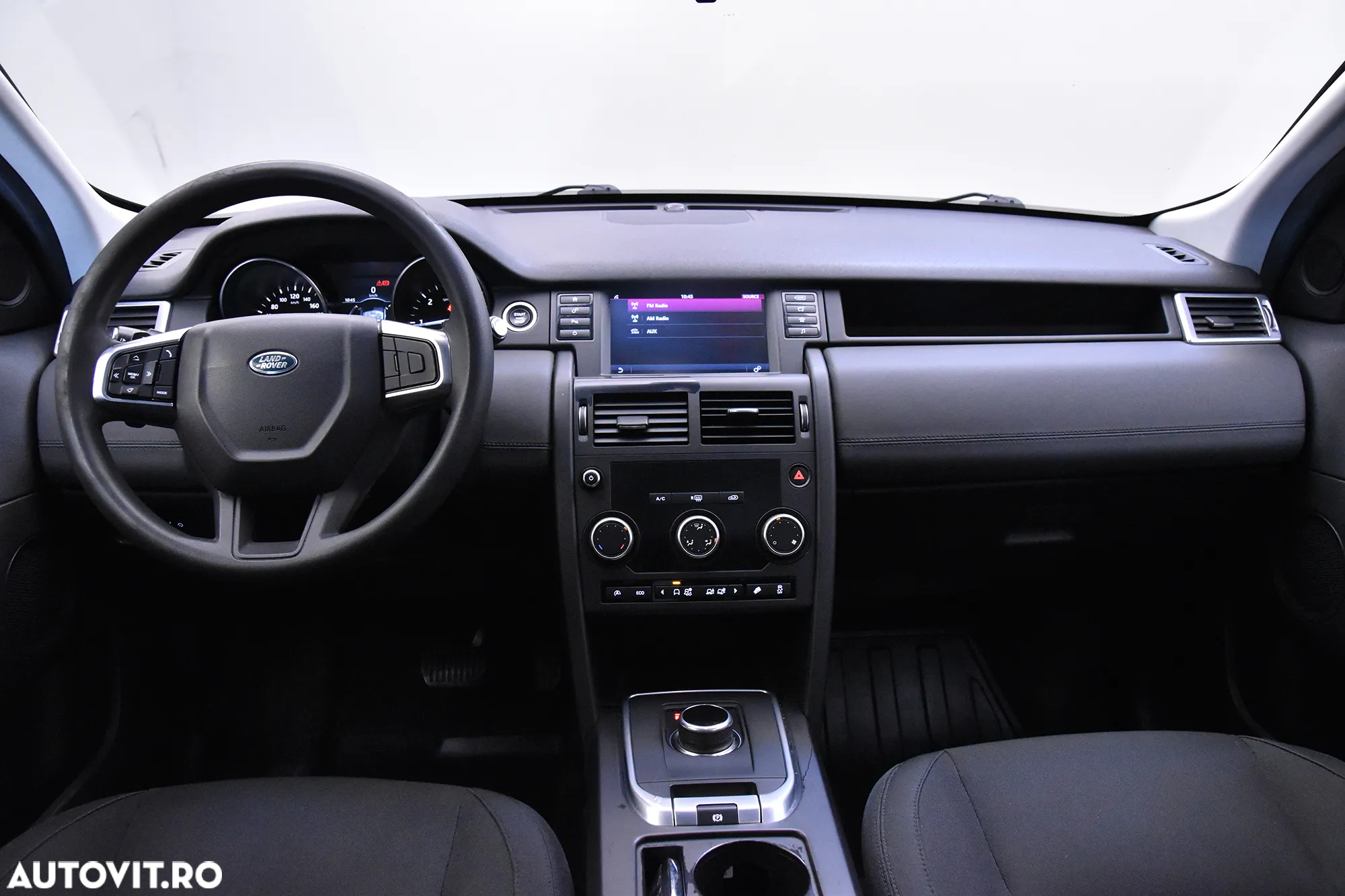 Land Rover Discovery Sport - 9