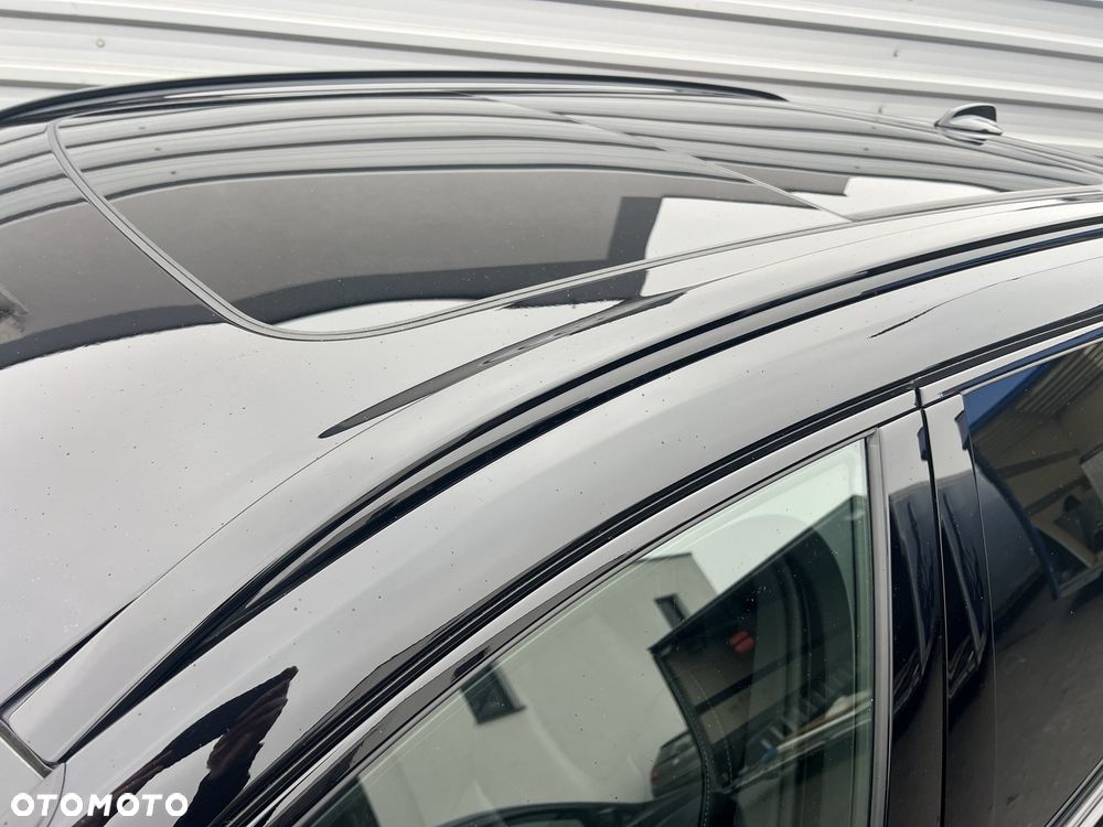 Volvo XC 60 B5 B AWD Ultra Black Edition - 8